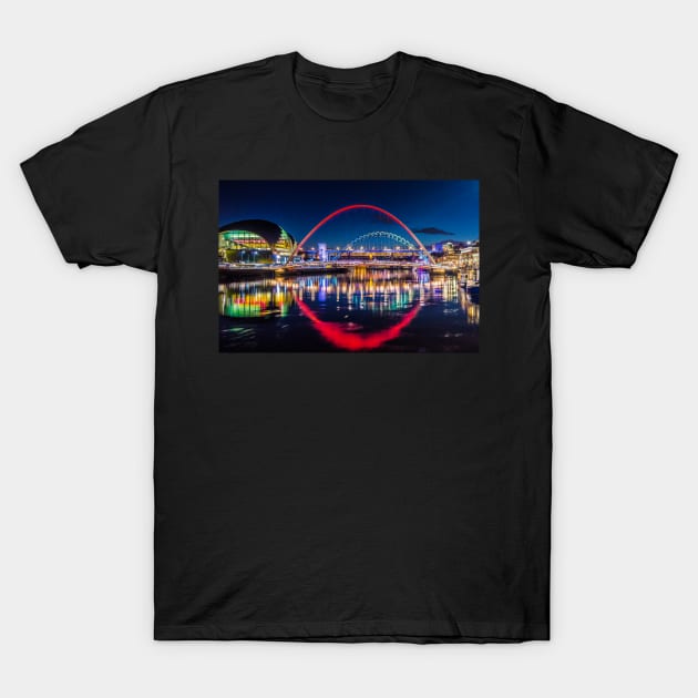 Famous newcastle Gateshead quayside bridges lit up . T-Shirt by tynesidephotos